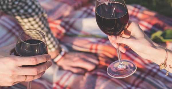 Best Date Night Ideas for a Romantic Friday